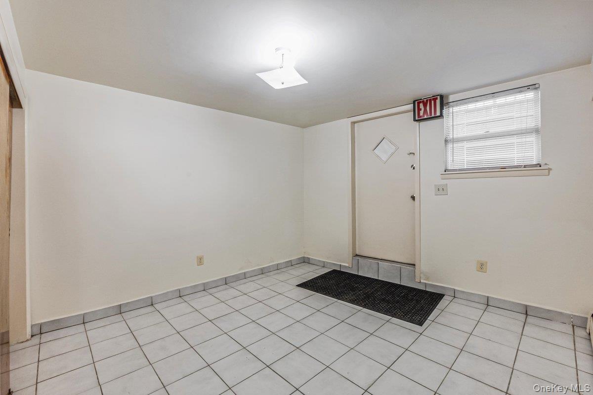 #15 photo, 70-50 153rd Street, クイーンズ区 Flushing , NY 11367