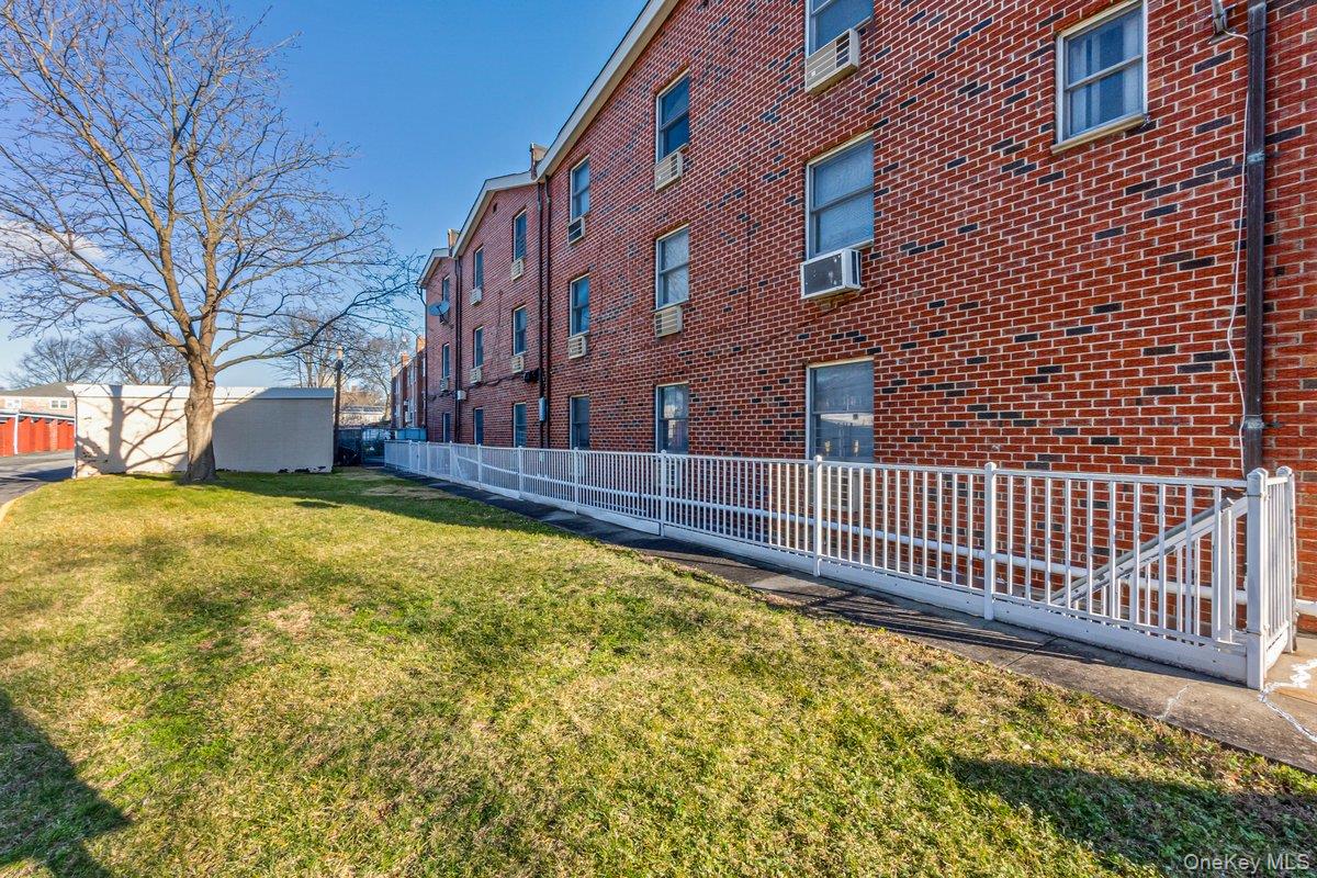 #20 photo, 70-50 153rd Street, クイーンズ区 Flushing , NY 11367