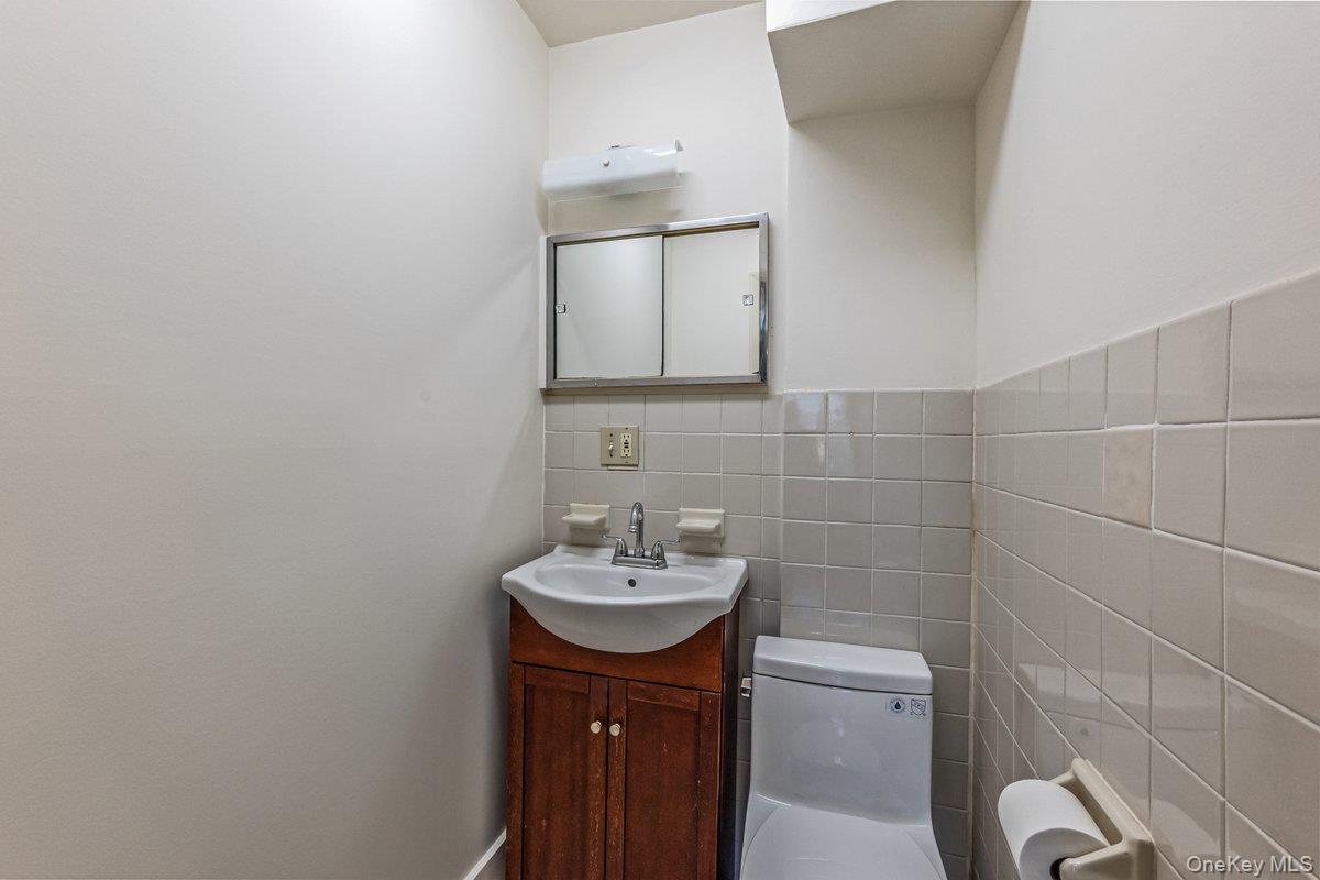 #8 photo, 70-50 153rd Street, クイーンズ区 Flushing , NY 11367