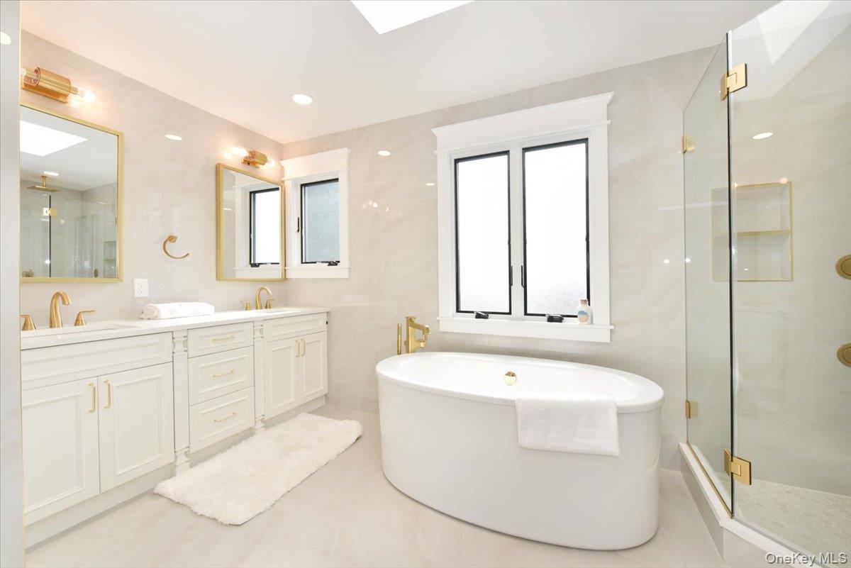 #5 photo, 147 Norman Street, ナッソー郡 New Hyde Park , NY 11040