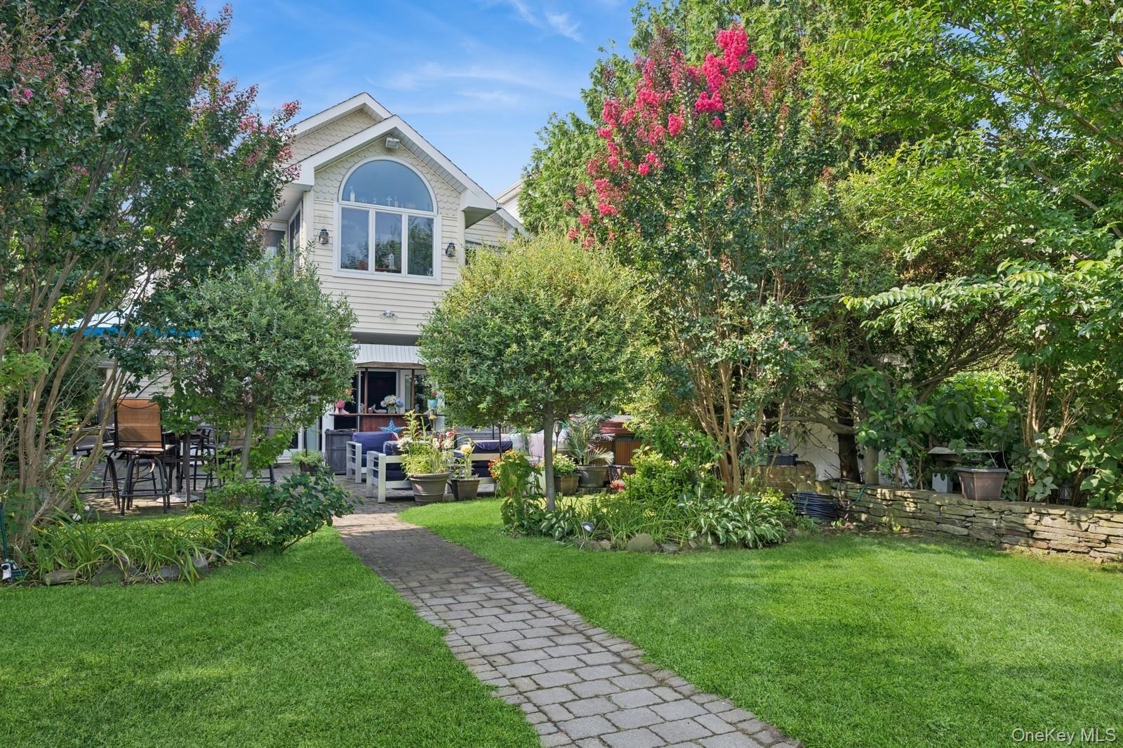 #1 photo, 101 Bay Street, ナッソー郡 East Atlantic Beach , NY 11561