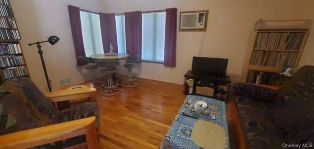 #2 photo, 10 W 22nd Street, サフォーク郡 Huntington Station , NY 11746