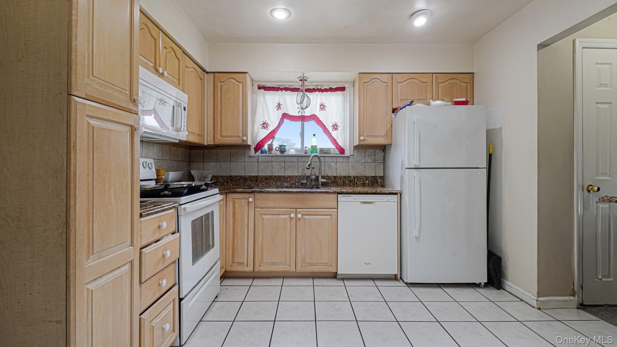 #13 photo, 12 Garden Street, Bay Shore , NY 11706