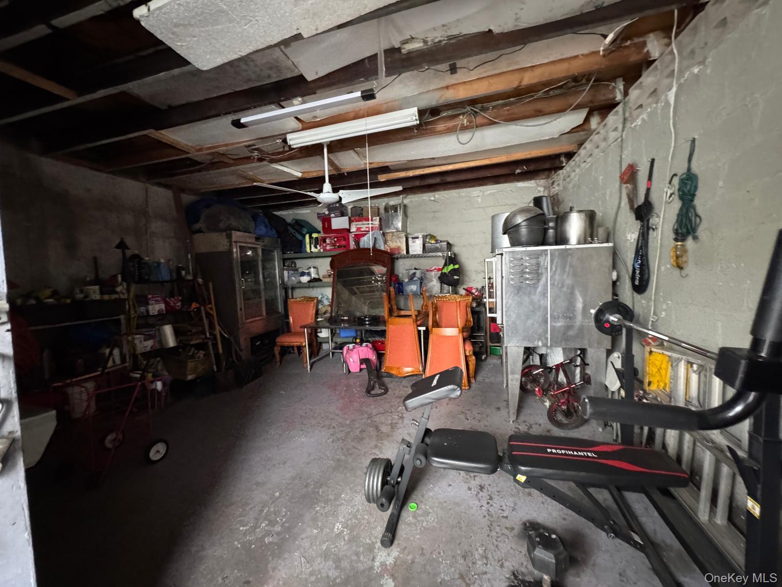 #11 photo, 32-26 103rd Street, 皇后区 艾姆赫斯特 East Elmhurst , NY 11369