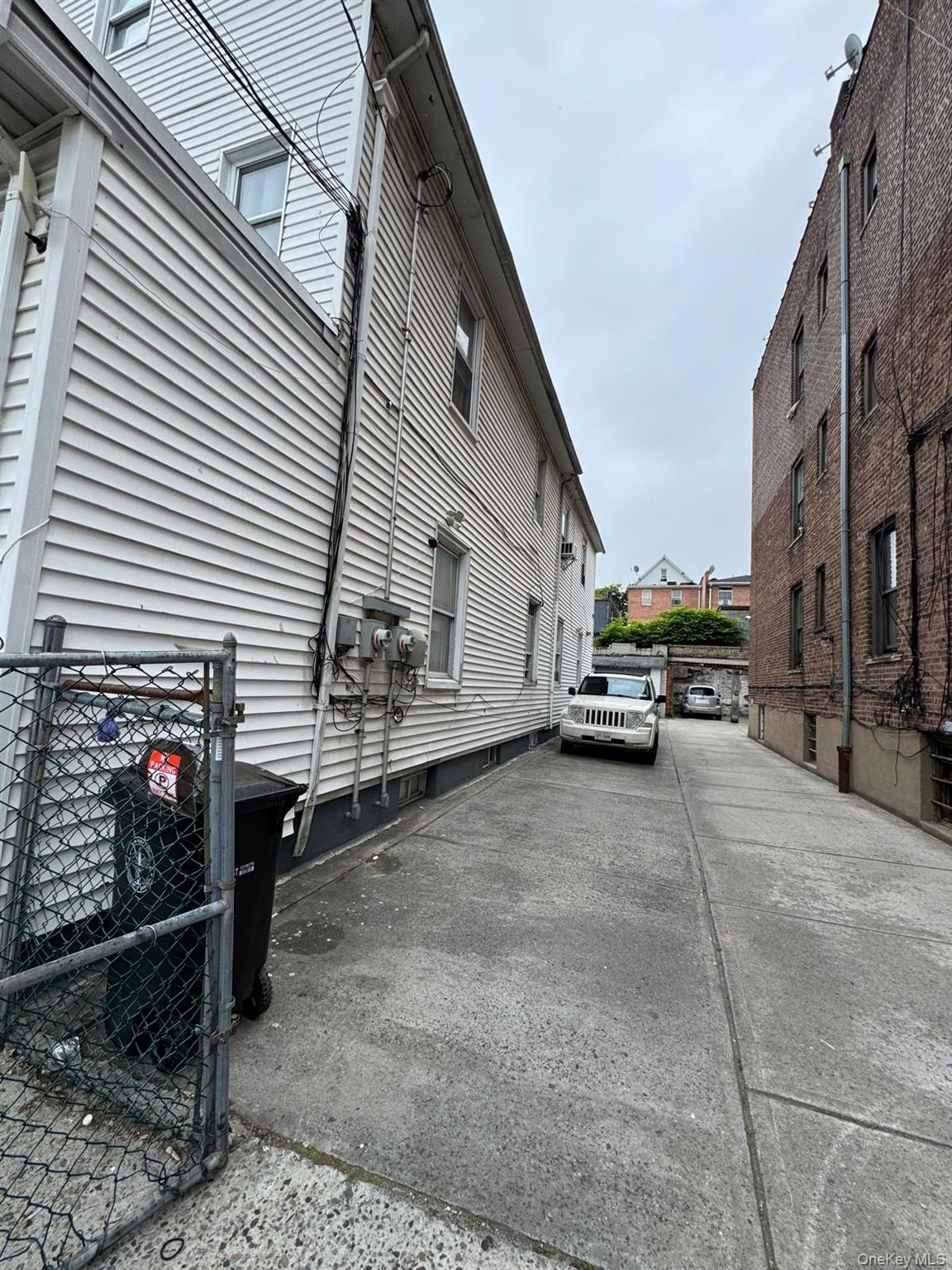 #14 photo, 32-26 103rd Street, 皇后区 艾姆赫斯特 East Elmhurst , NY 11369