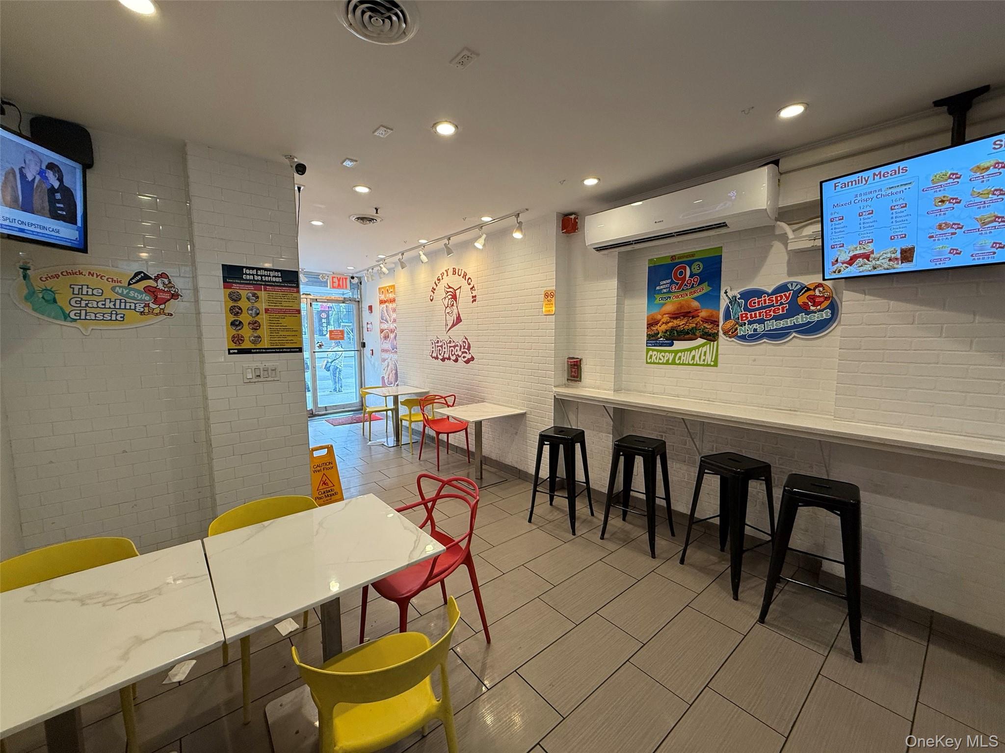 #2 photo, 36-17 Main Street, クイーンズ区 Flushing , NY 11354