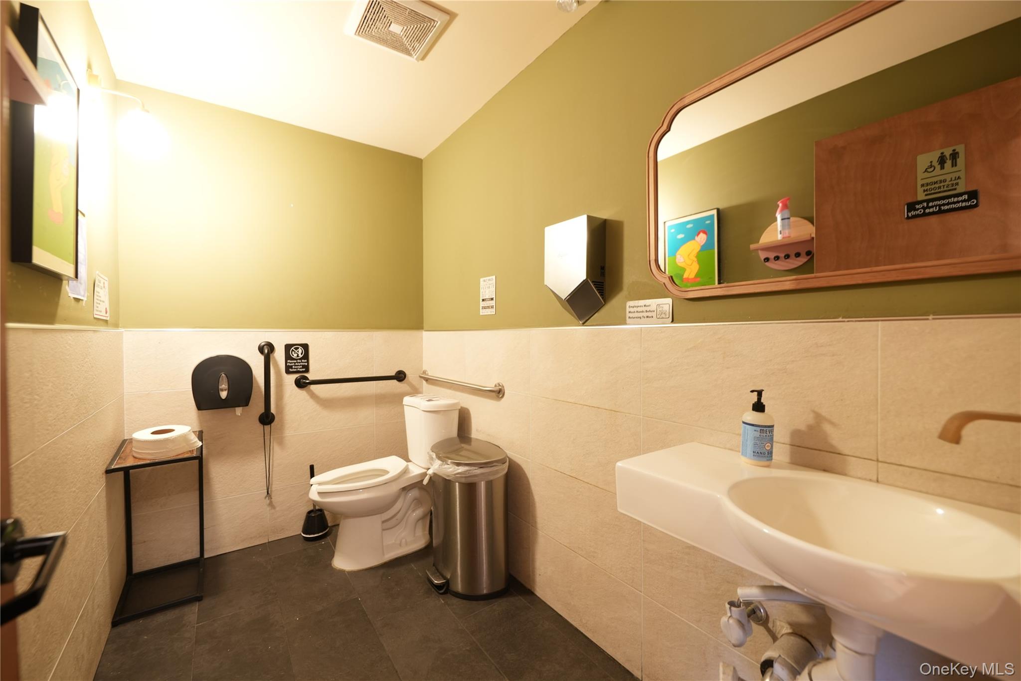 #10 photo, 2308 44th Drive, クイーンズ区 Long Island City , NY 11101