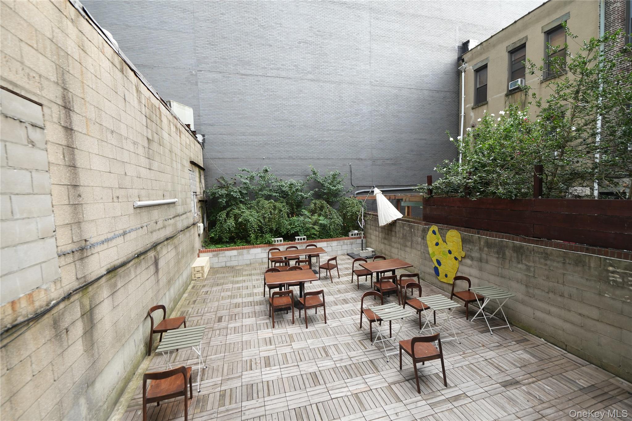 #11 photo, 2308 44th Drive, クイーンズ区 Long Island City , NY 11101