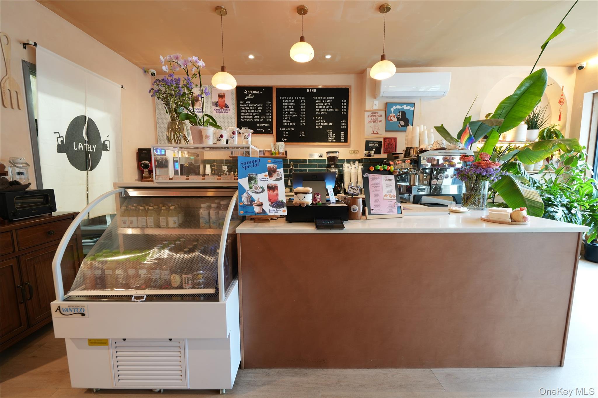 #2 photo, 2308 44th Drive, クイーンズ区 Long Island City , NY 11101