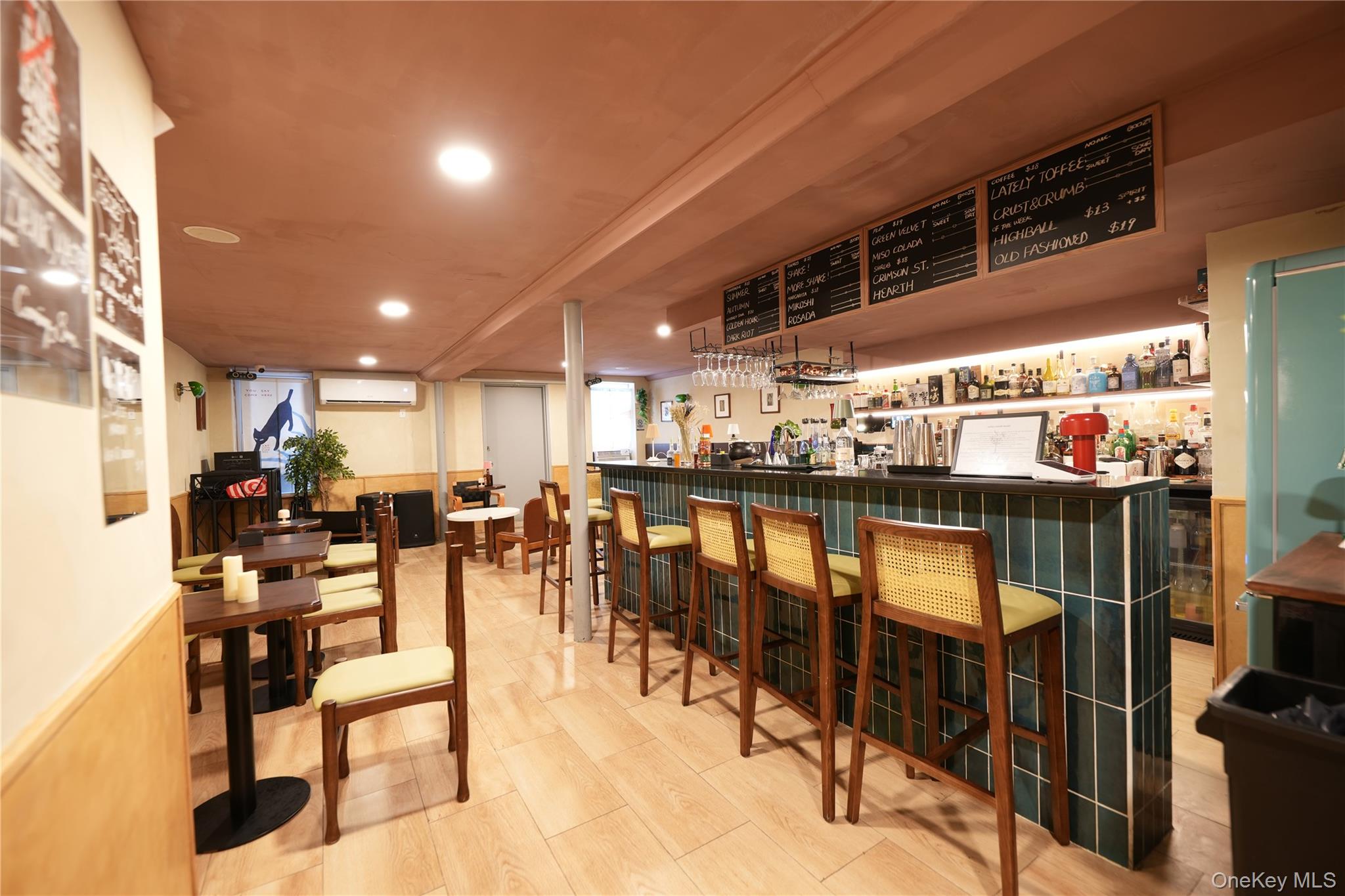 #3 photo, 2308 44th Drive, クイーンズ区 Long Island City , NY 11101