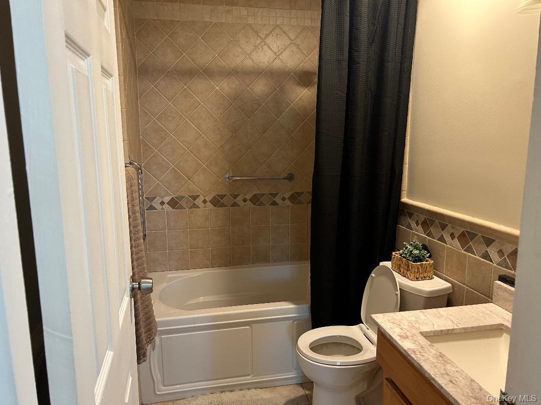 #15 photo, 228 Feller Drive, Central Islip , NY 11722