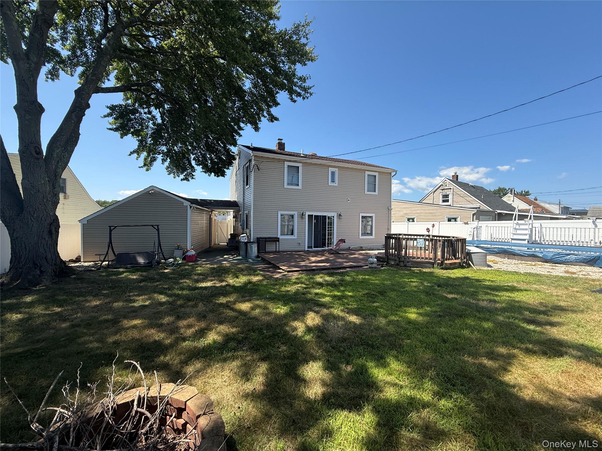 #20 photo, 63 Anchor Lane, Levittown , NY 11756