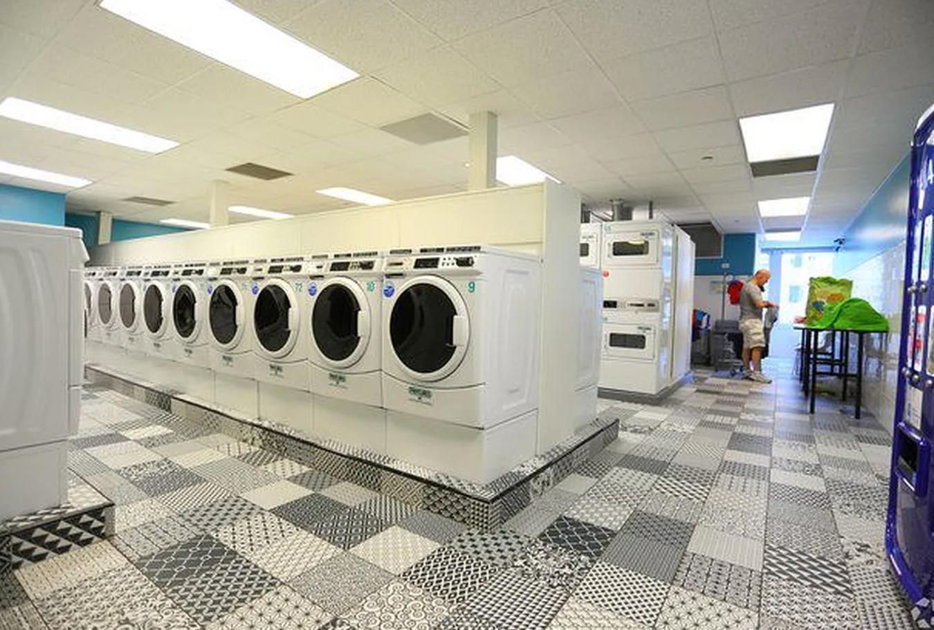 #12 photo, 200 Water Street, マンハッタン Financial District , NY 10038