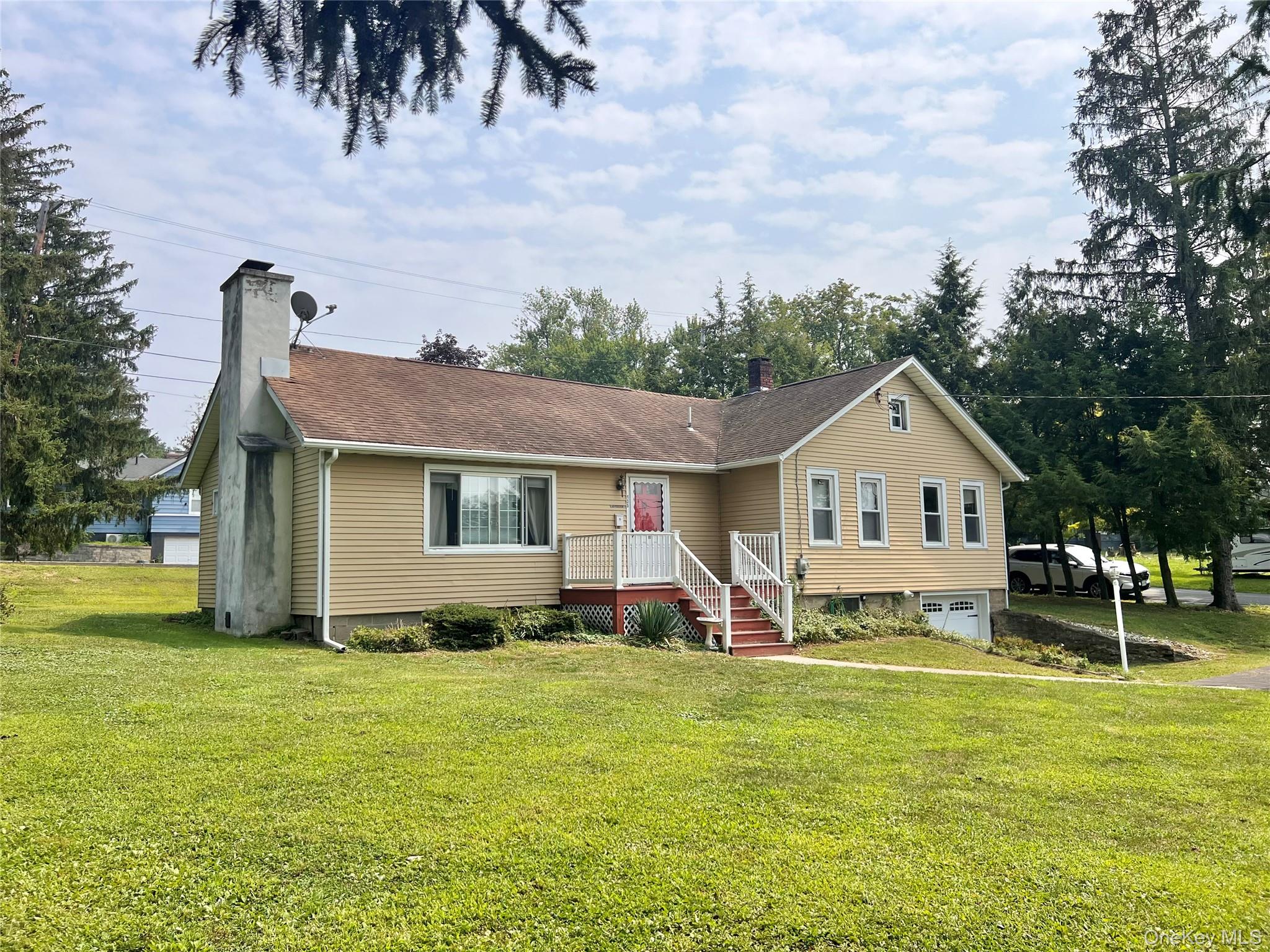 #3 photo, 135 Viola Street, Wallkill , NY 12589