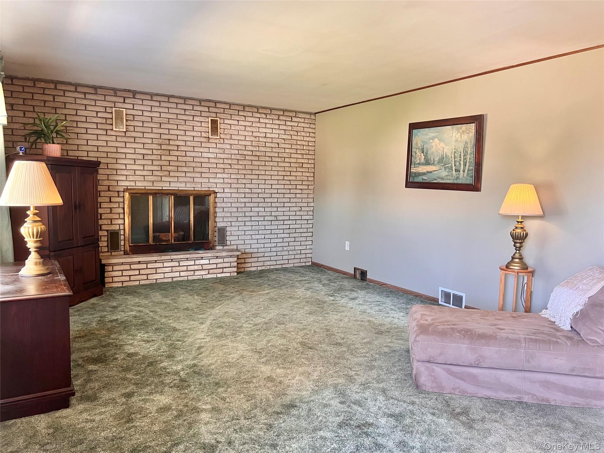 #5 photo, 135 Viola Street, Wallkill , NY 12589