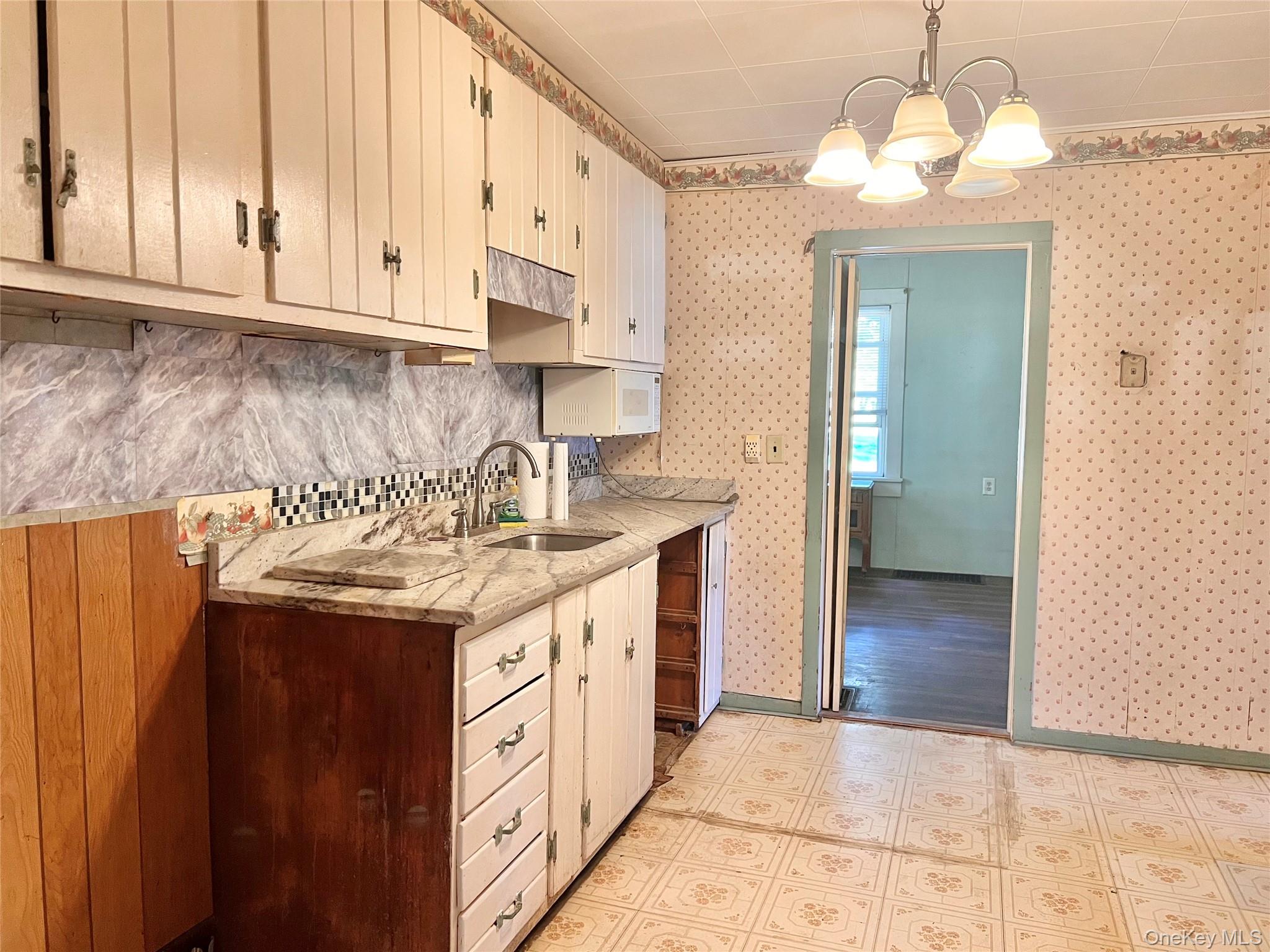 #8 photo, 135 Viola Street, Wallkill , NY 12589