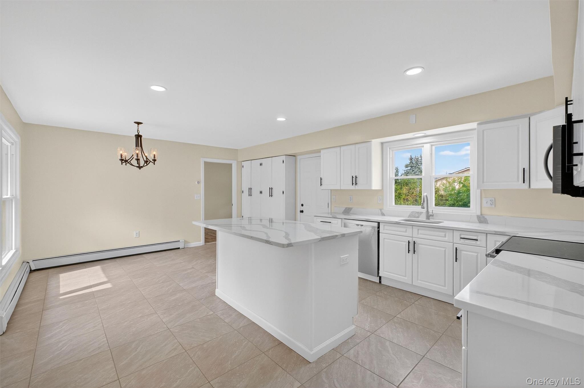 #17 photo, 7 Penny Lane, Marlboro , NY 12542