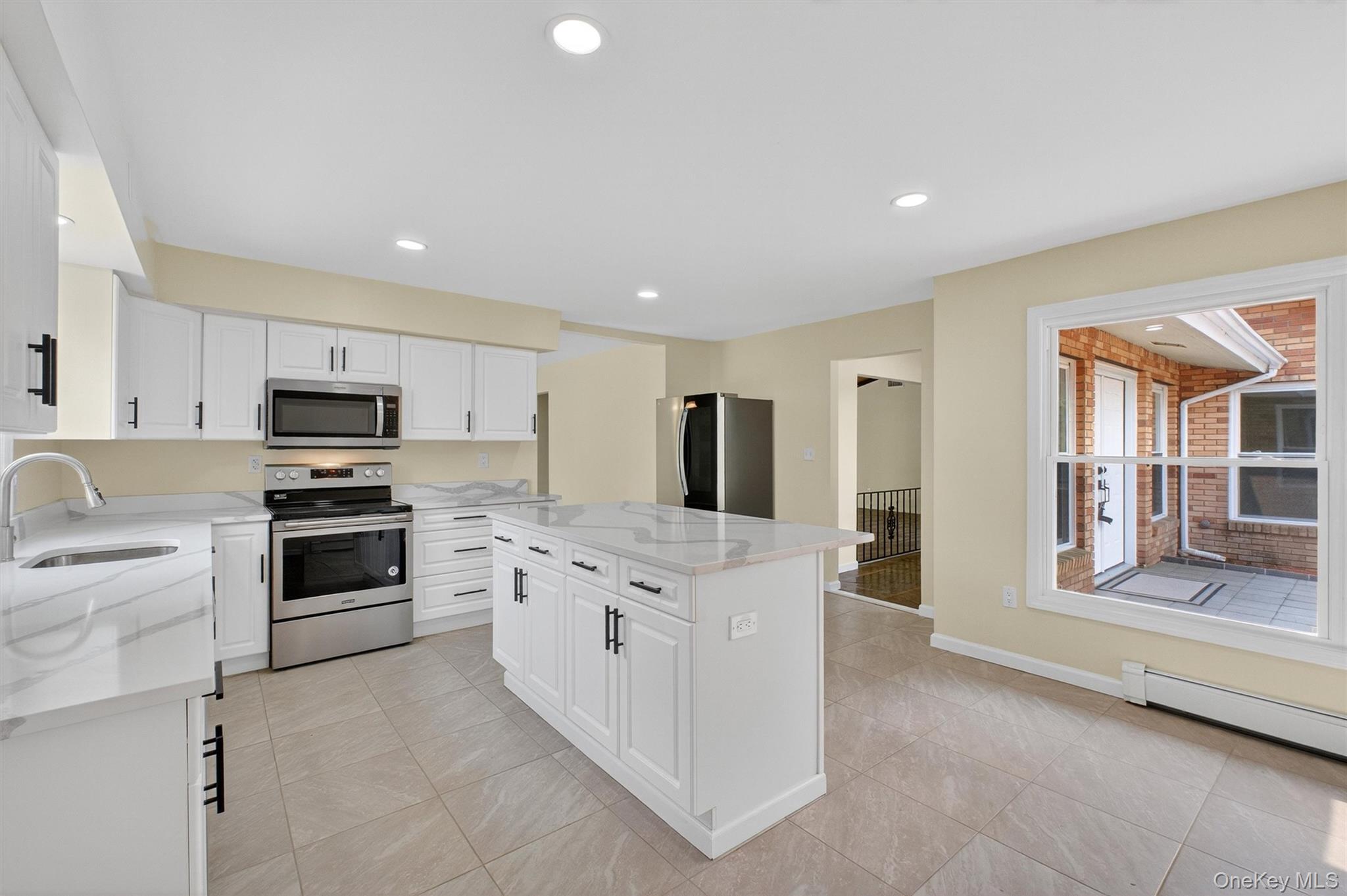 #19 photo, 7 Penny Lane, Marlboro , NY 12542