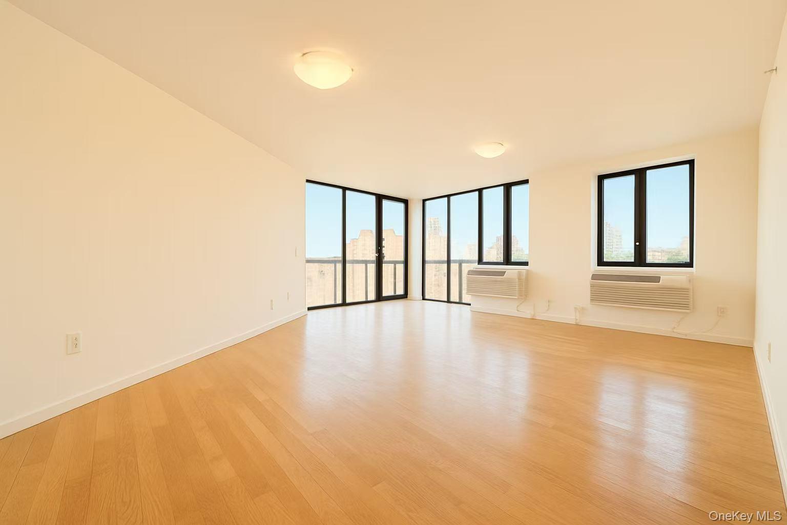 #6 photo, 6070 Woodhaven Boulevard, クイーンズ区 Elmhurst , NY 11373