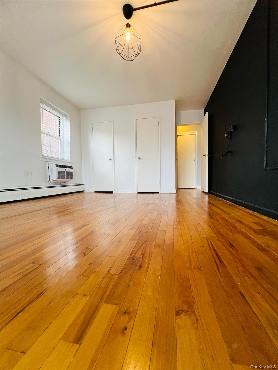 #14 photo, 9910 60th Avenue, クイーンズ区 Corona , NY 11368