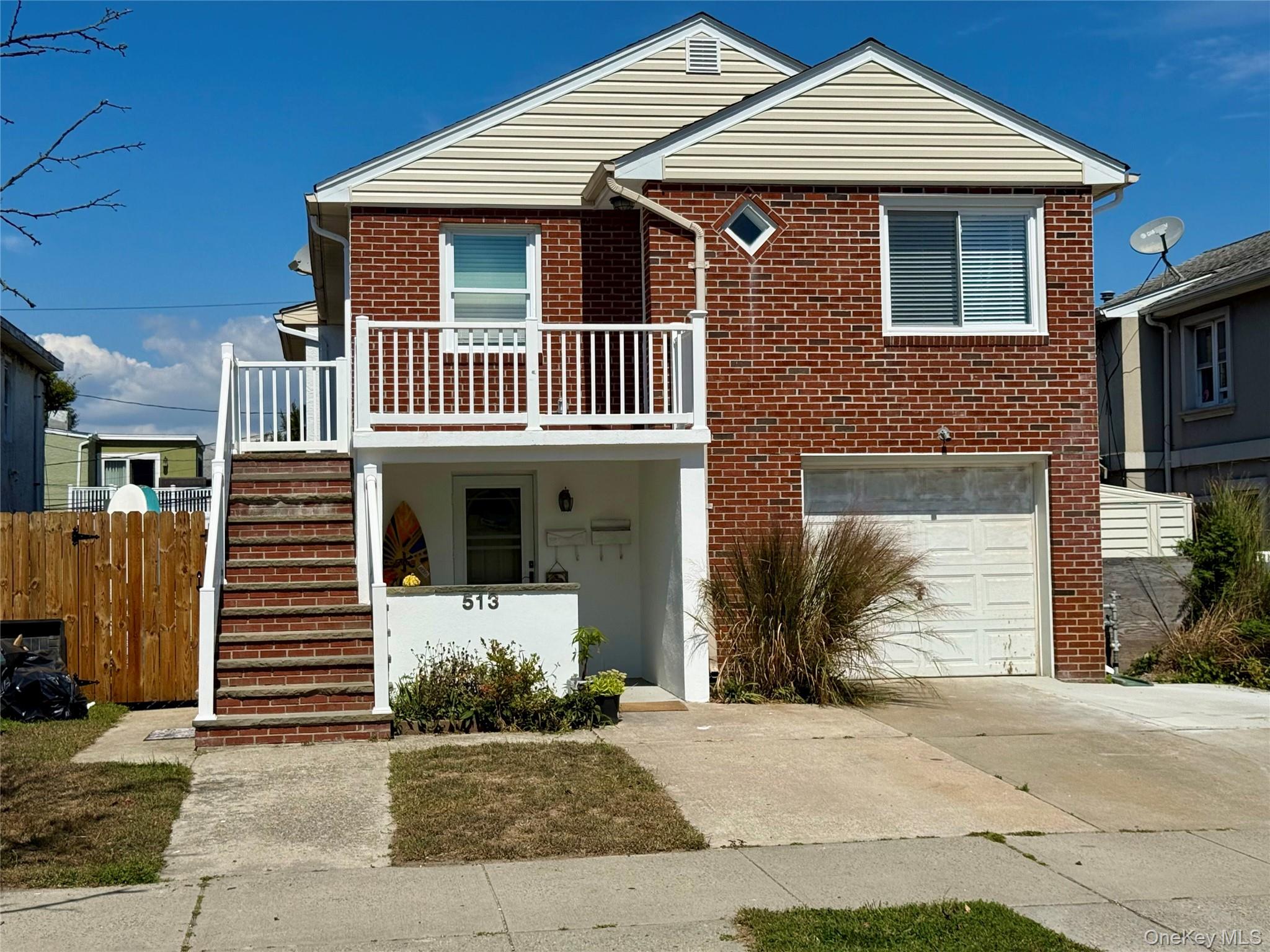 #1 photo, 513 E Broadway, ナッソー郡 Long Beach , NY 11561