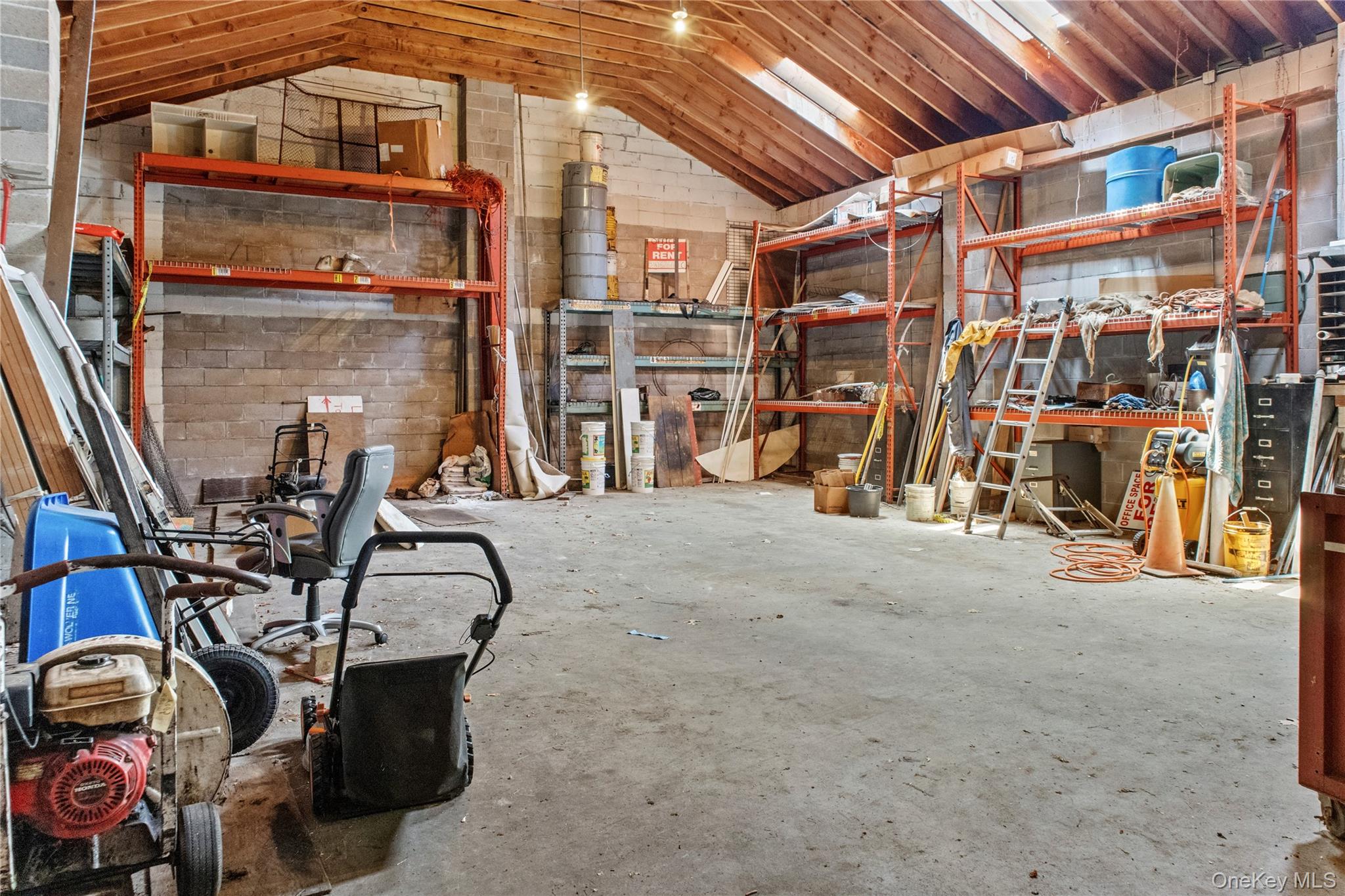 #3 photo, 708 Glen Cove Avenue, ナッソー郡 Glen Head , NY 11545