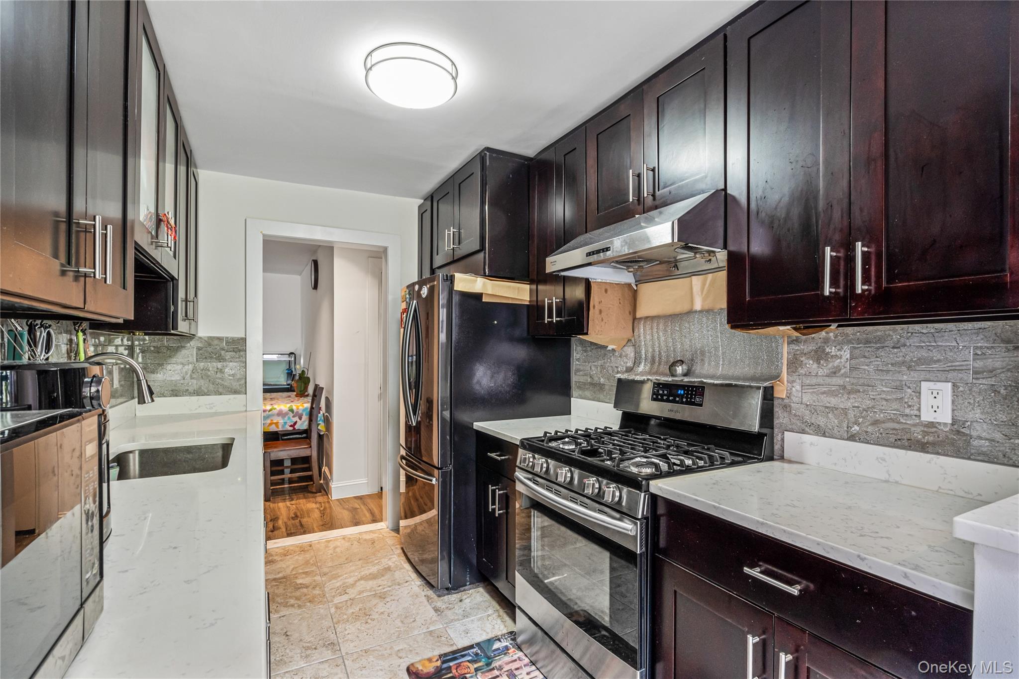 #15 photo, 99-11 60th Avenue, クイーンズ区 Corona , NY 11368