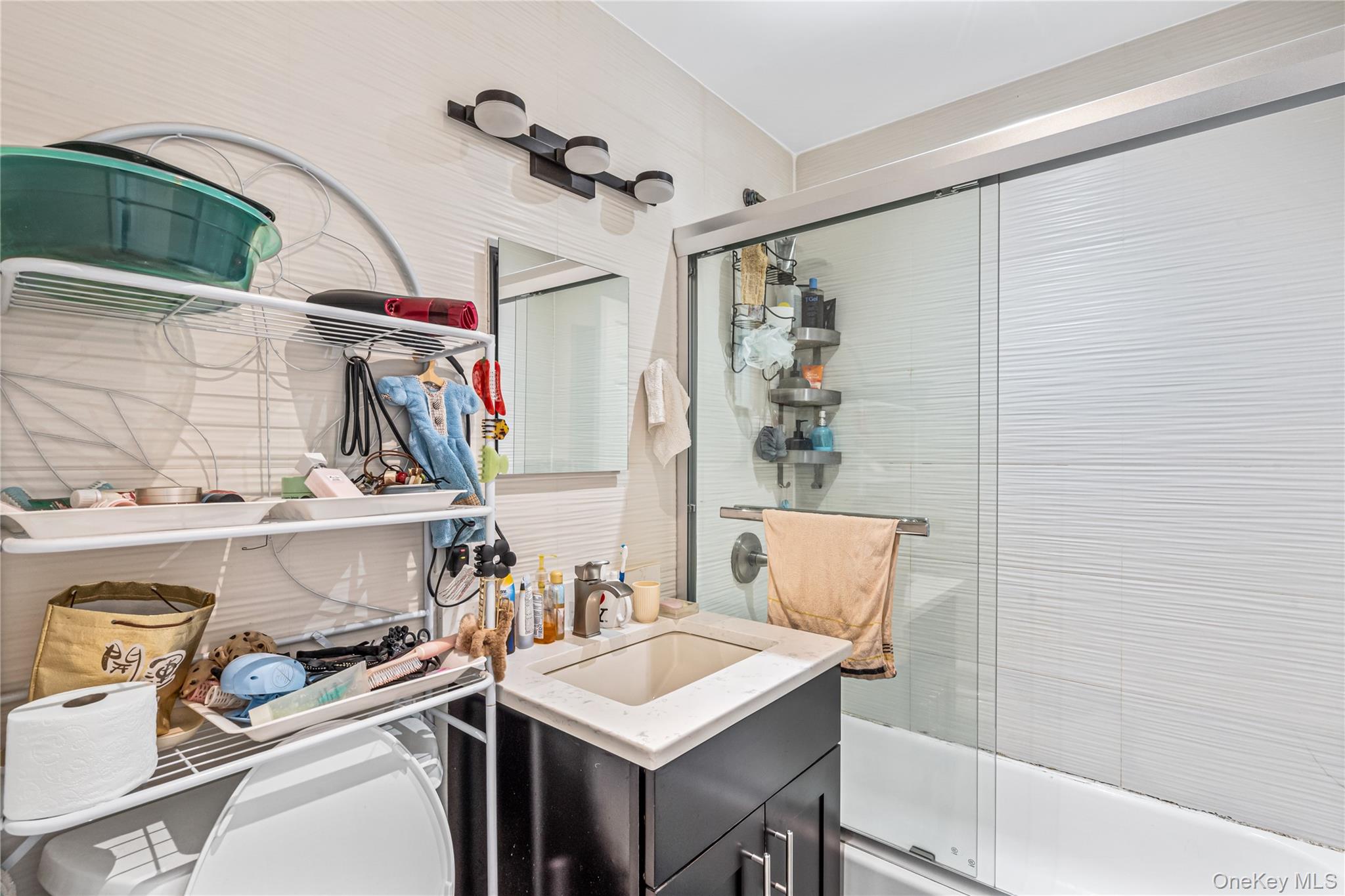 #18 photo, 99-11 60th Avenue, クイーンズ区 Corona , NY 11368