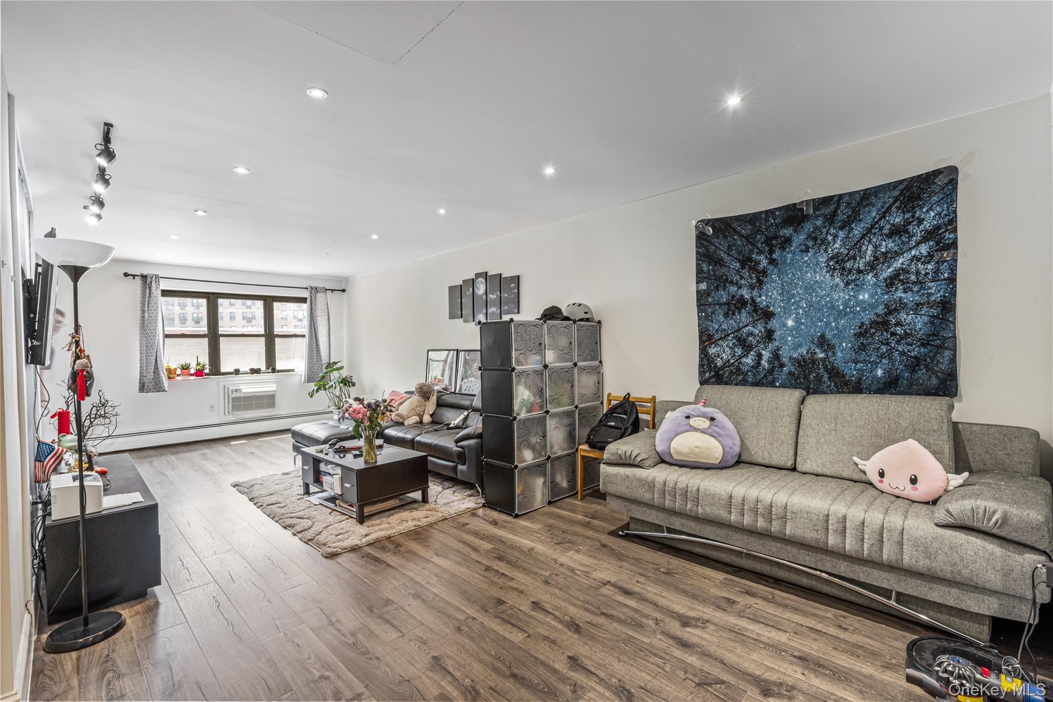 #5 photo, 99-11 60th Avenue, クイーンズ区 Corona , NY 11368