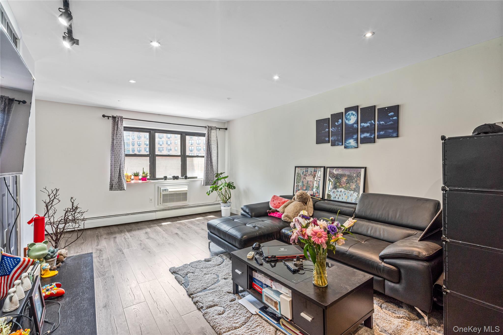 #7 photo, 99-11 60th Avenue, クイーンズ区 Corona , NY 11368