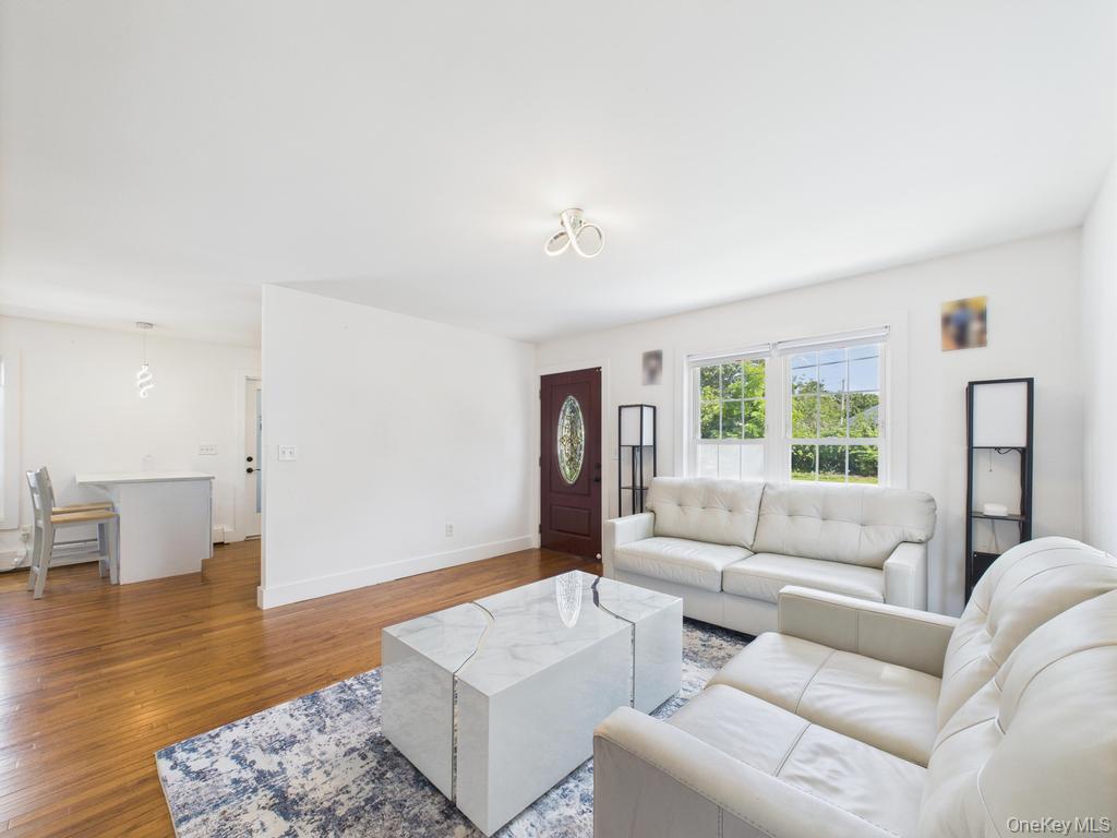 #7 photo, 279 Commack Road, Shirley , NY 11967