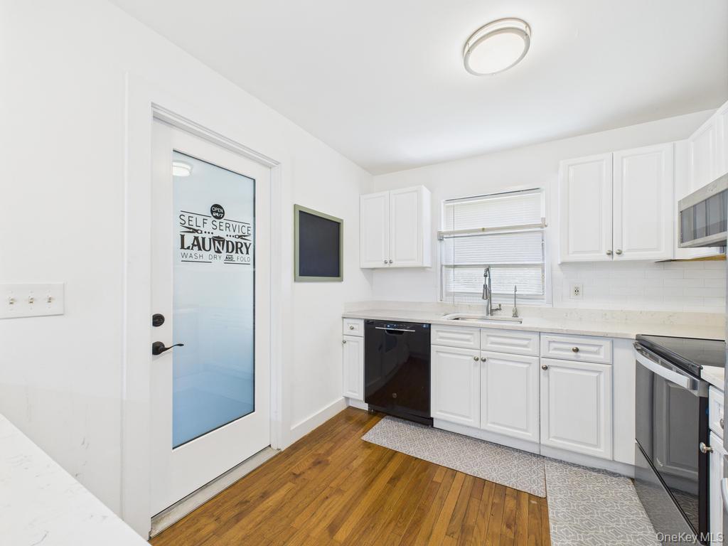 #8 photo, 279 Commack Road, Shirley , NY 11967