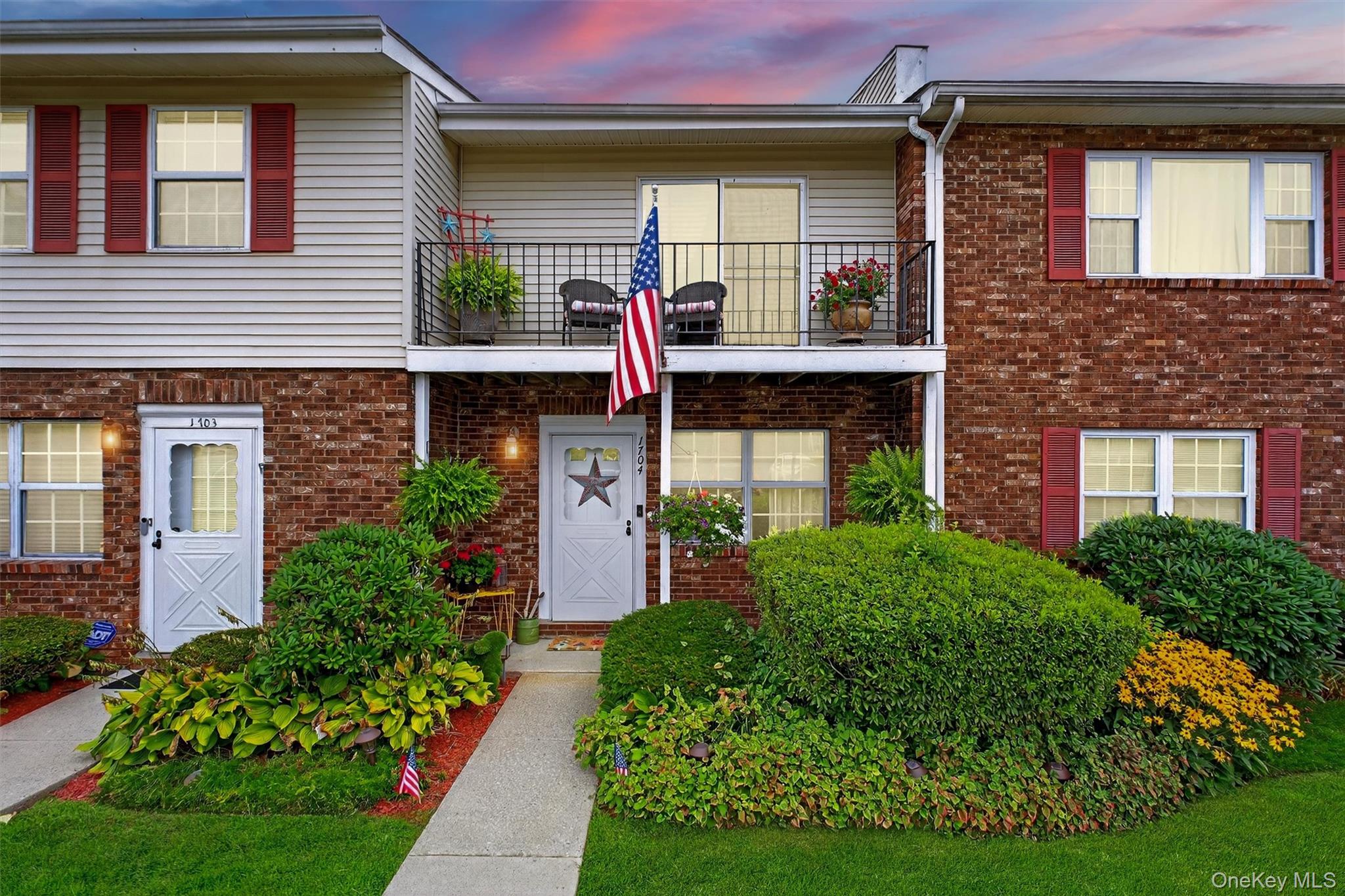 #1 photo, 276 Temple Hill Road, New Windsor , NY 12553