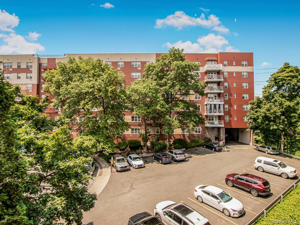 #18 photo, 1 Balint Drive, Yonkers , NY 10710