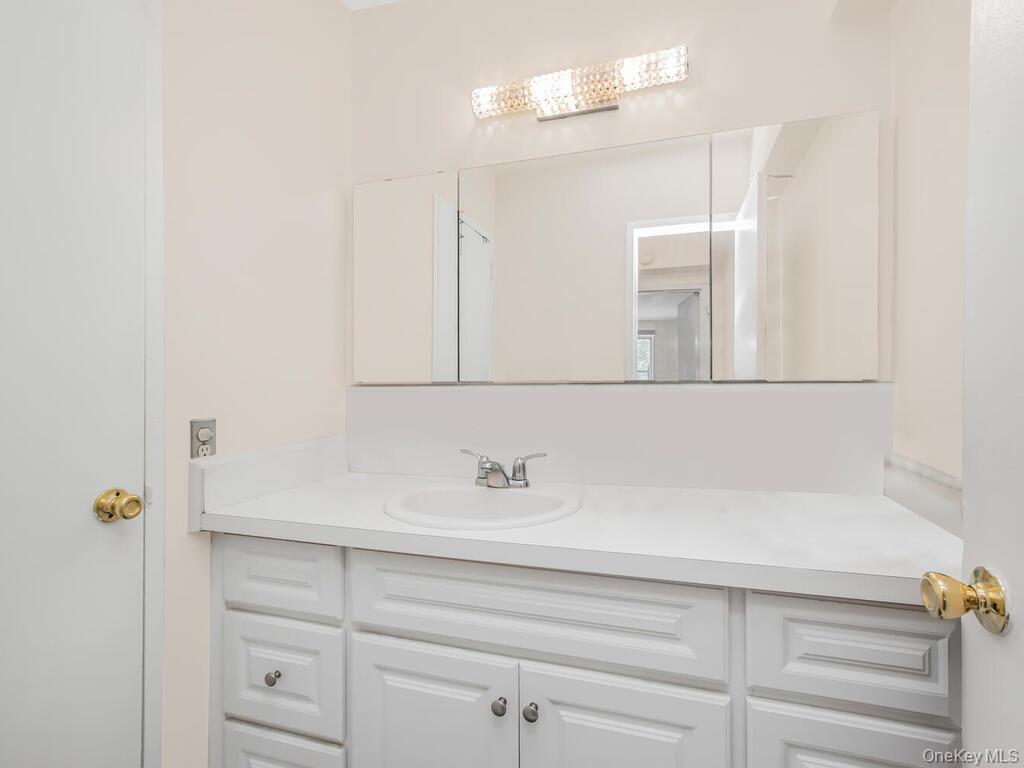 #8 photo, 1 Balint Drive, Yonkers , NY 10710