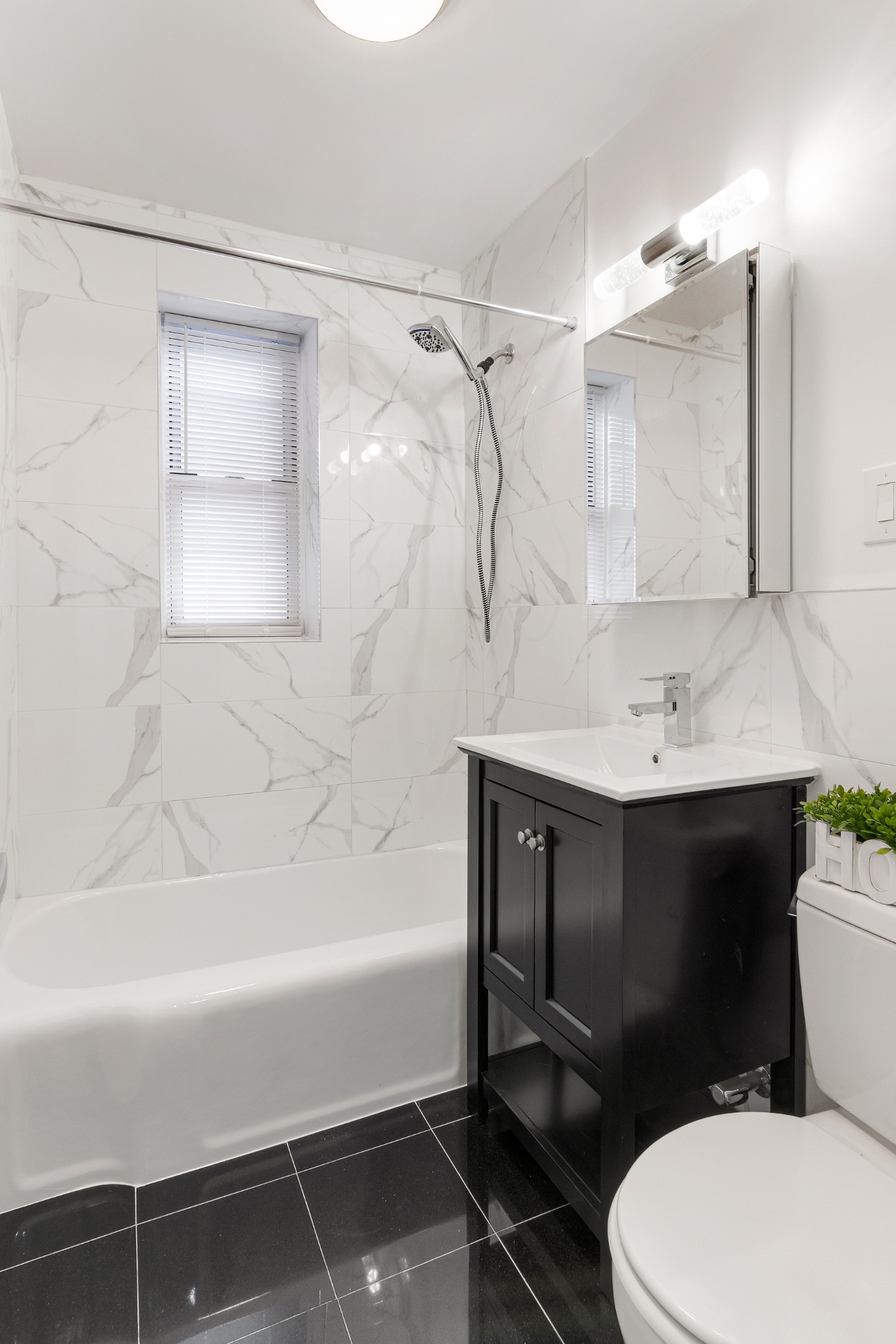 #5 photo, 36 Dahill Road, ブルックリン区 Kensington , NY 11218