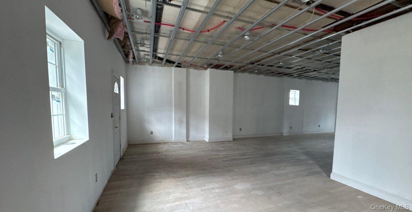 #3 photo, 8902-8904 Glenwood Road, ブルックリン区 Brooklyn , NY 11234