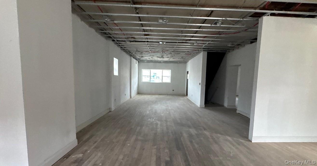 #4 photo, 8902-8904 Glenwood Road, ブルックリン区 Brooklyn , NY 11234