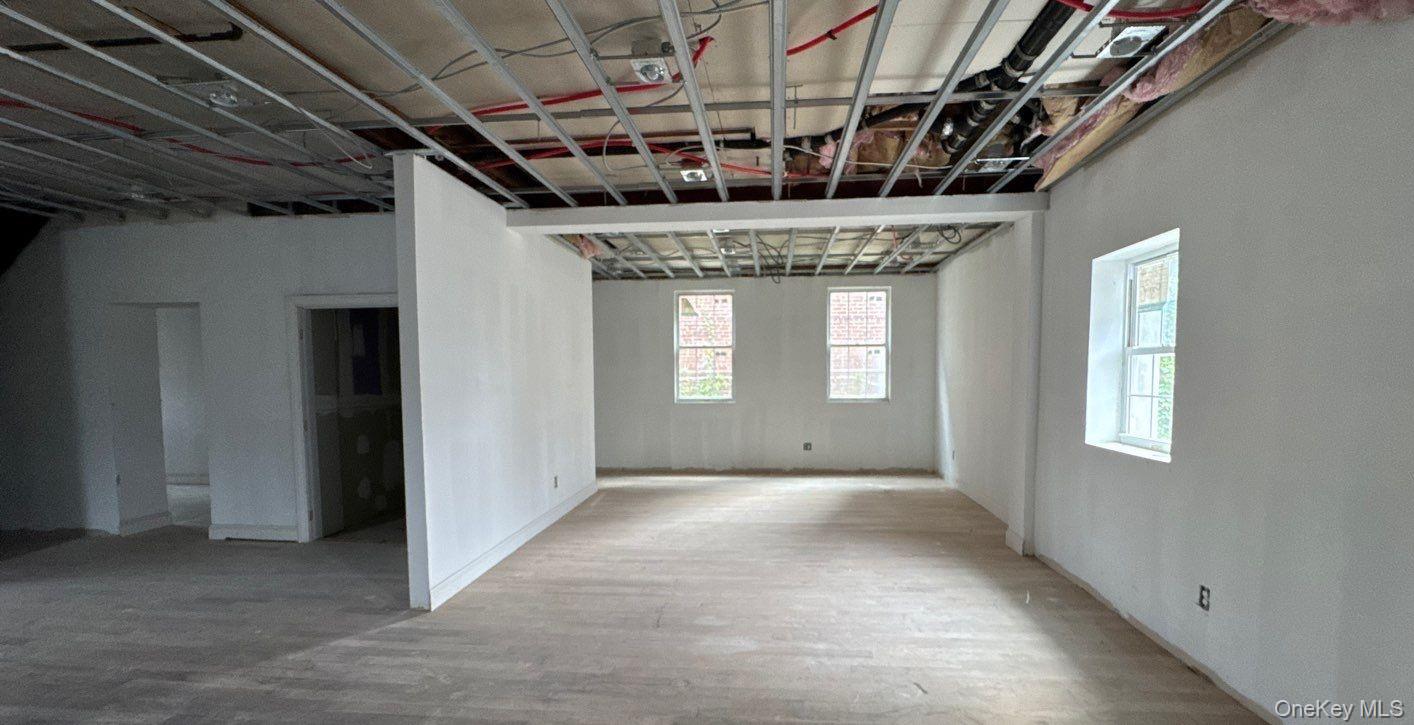 #5 photo, 8902-8904 Glenwood Road, ブルックリン区 Brooklyn , NY 11234