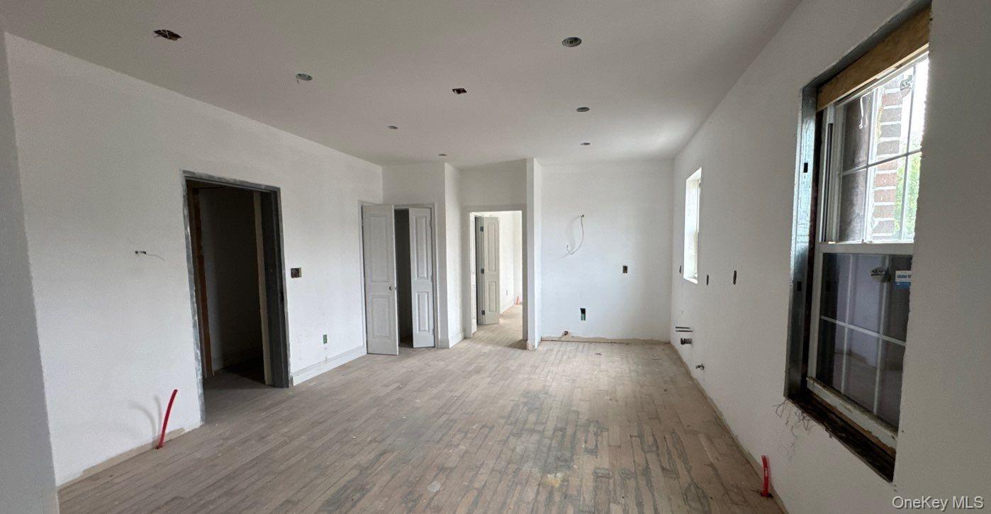 #9 photo, 8902-8904 Glenwood Road, ブルックリン区 Brooklyn , NY 11234