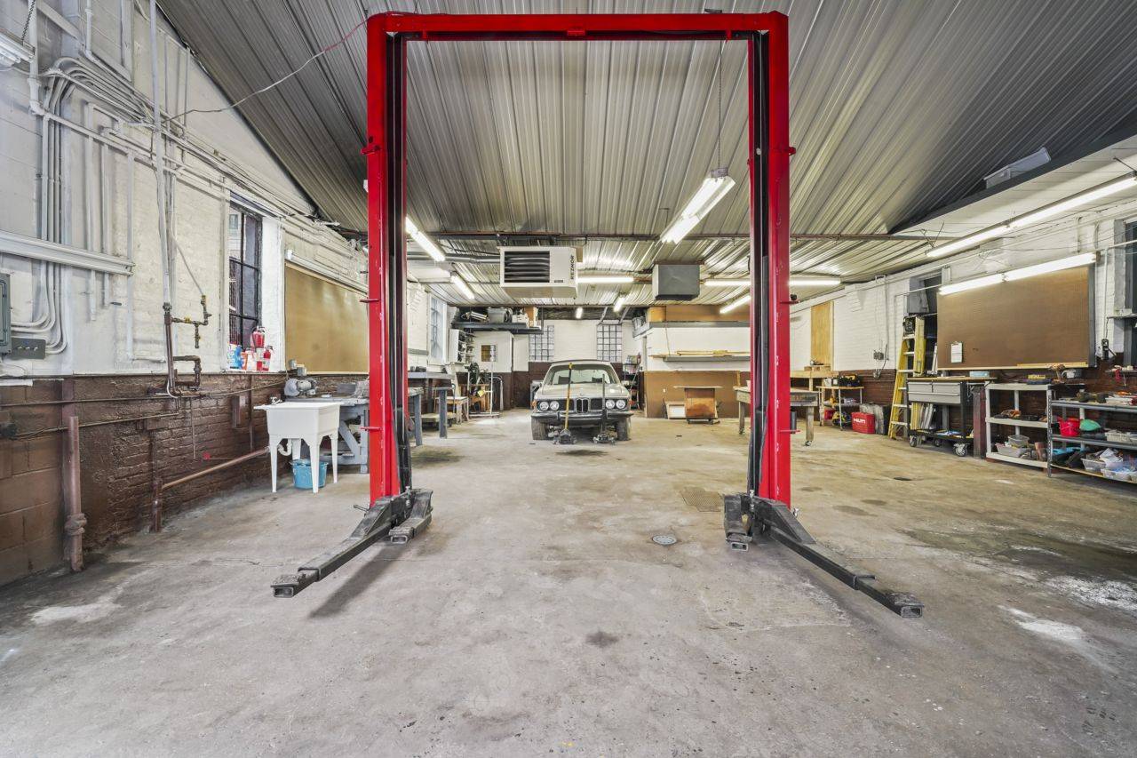 #20 photo, 111 Nott Terrace, Schenectady , NY 12308