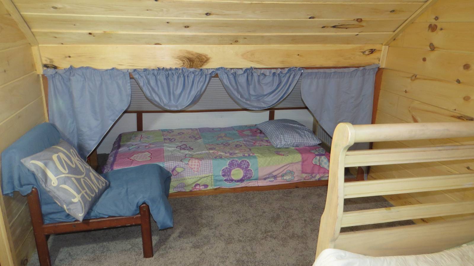 #17 photo, 111 Pike St, Broadalbin , NY 12025