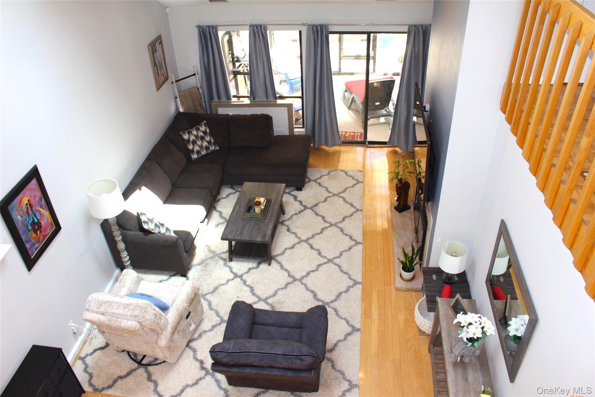 #11 photo, 2 Rose Court, サフォーク郡 East Islip , NY 11730