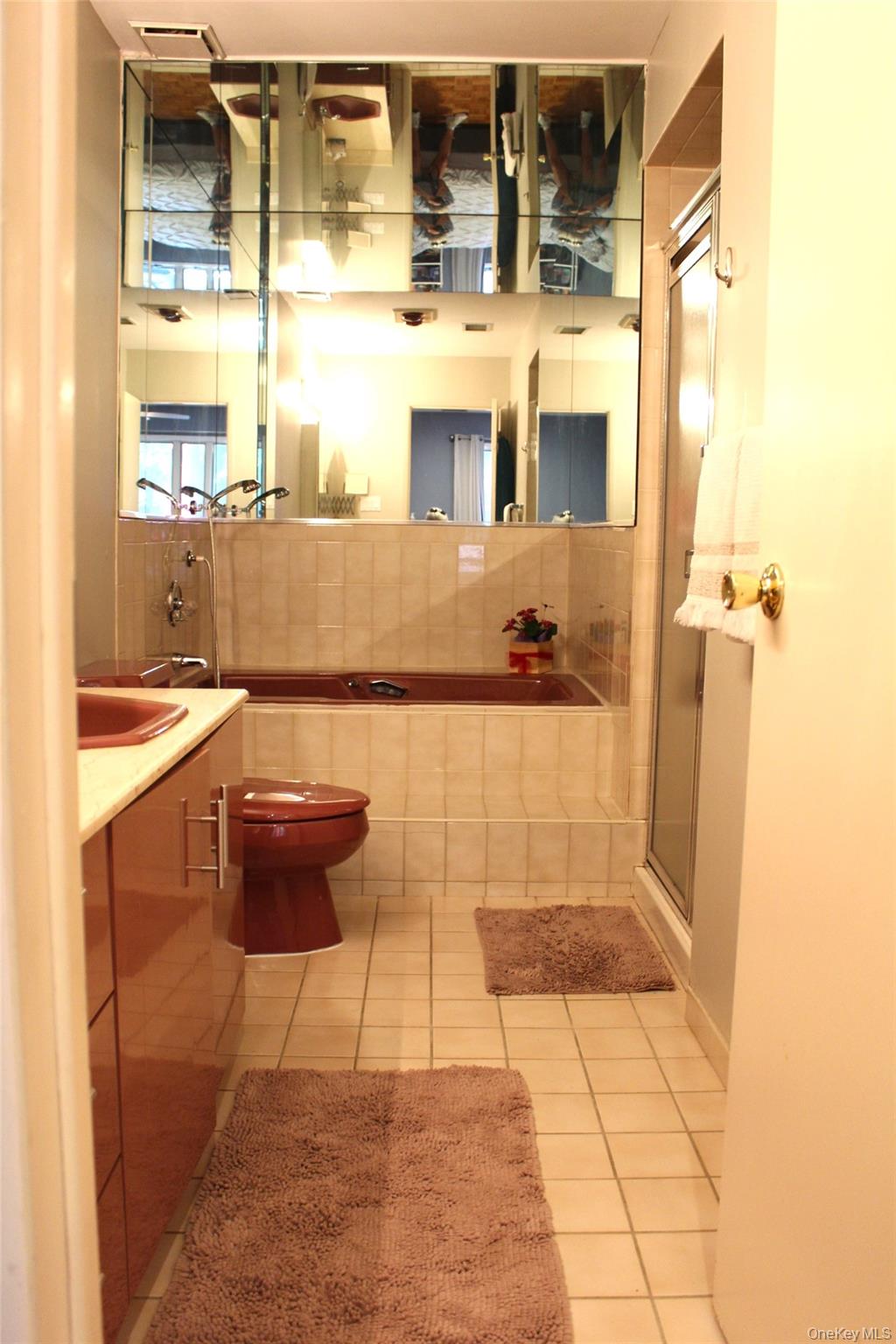 #16 photo, 2 Rose Court, サフォーク郡 East Islip , NY 11730