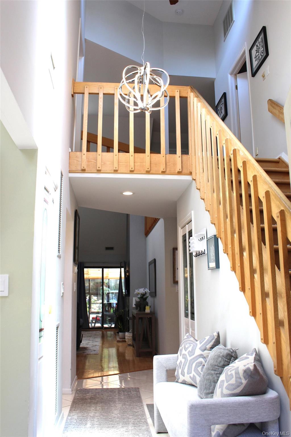 #3 photo, 2 Rose Court, サフォーク郡 East Islip , NY 11730