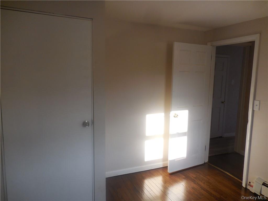 #8 photo, 14 Maurice Lane, New Windsor , NY 12553