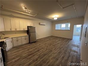 #1 photo, 102 North Street, Middletown , NY 10940