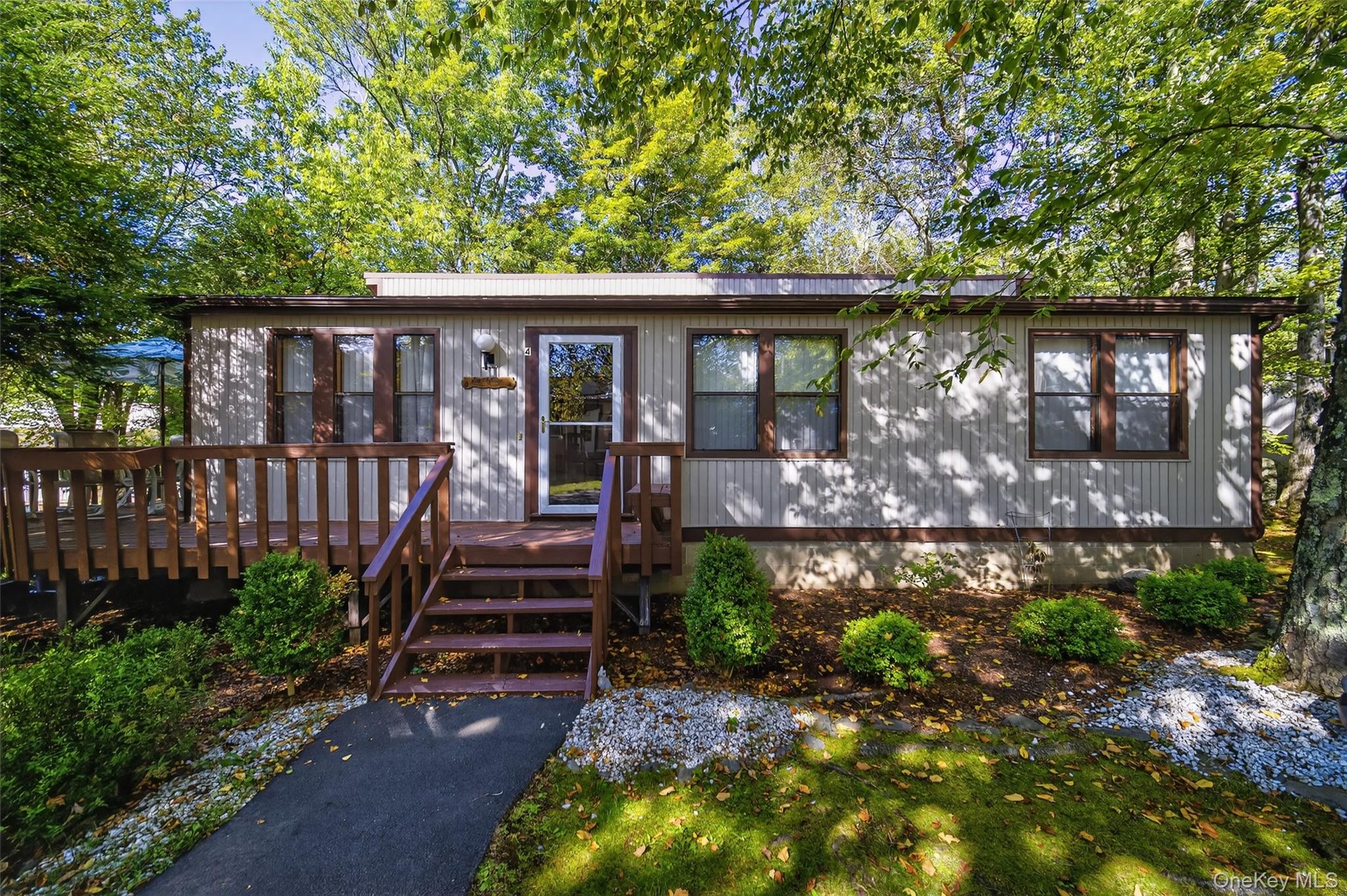 #1 photo, 4 Ivanhoe Court, Monticello , NY 12701