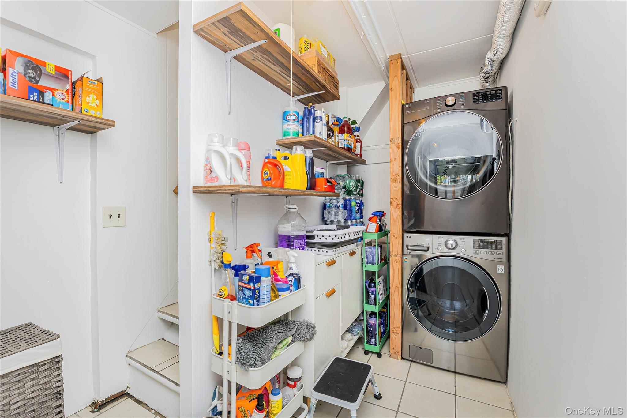 #12 photo, 426 Calhoun Avenue, Bronx , NY 10465