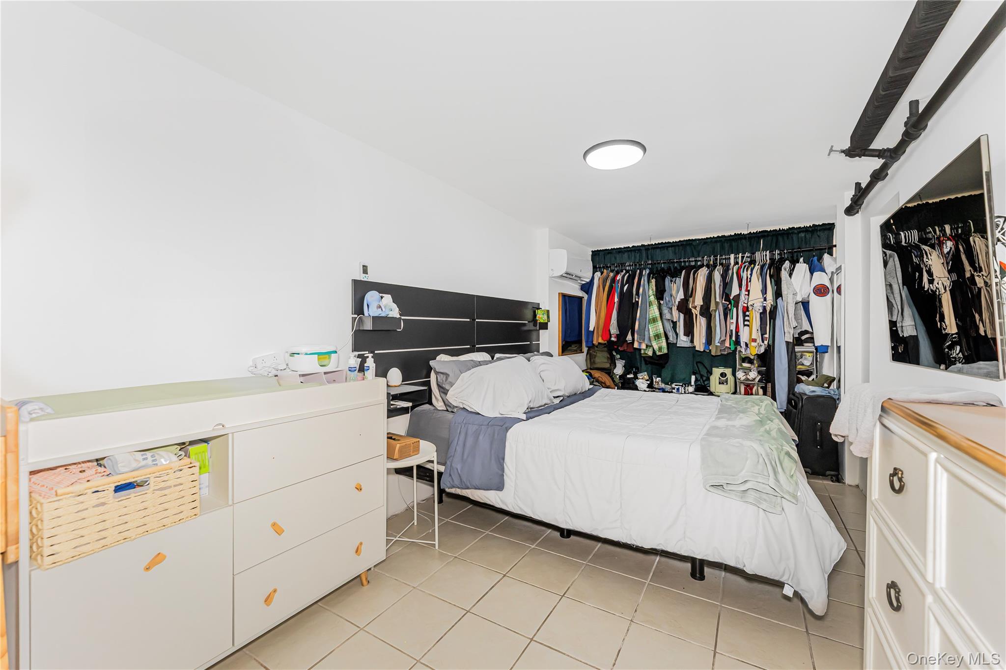 #7 photo, 426 Calhoun Avenue, Bronx , NY 10465